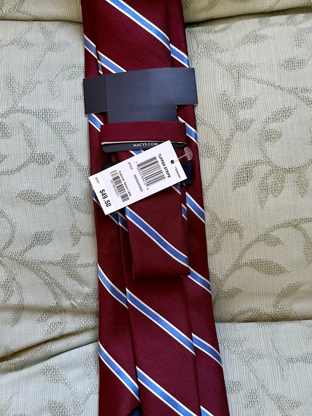 NWT Club Room Men’s Burgundy Striped Tie